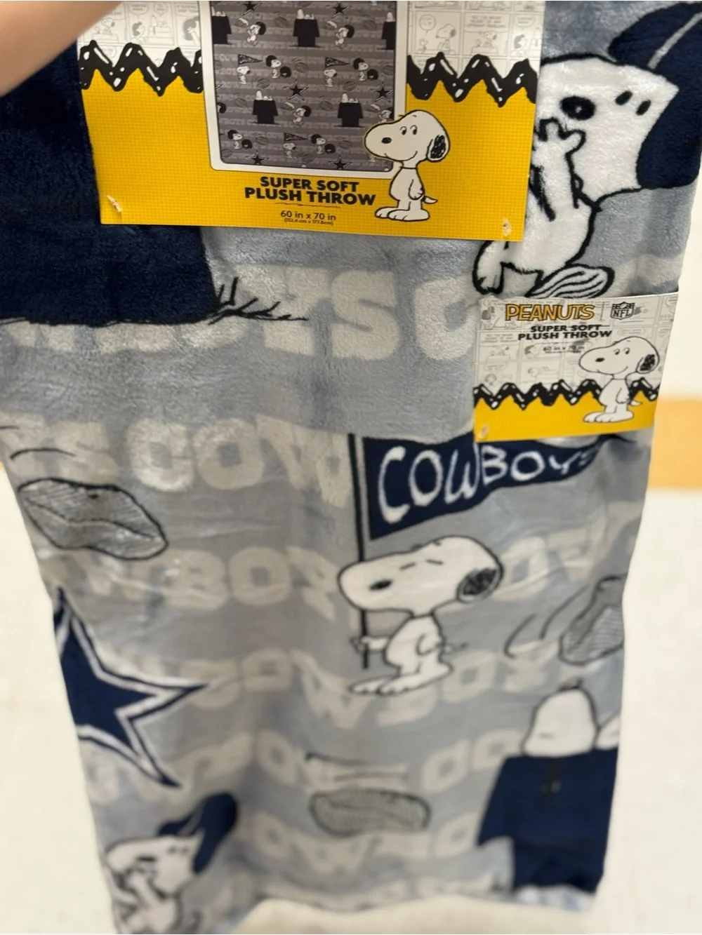 Peanuts Snoopy Dallas Cowboys Plush Throw - Gray & Navy